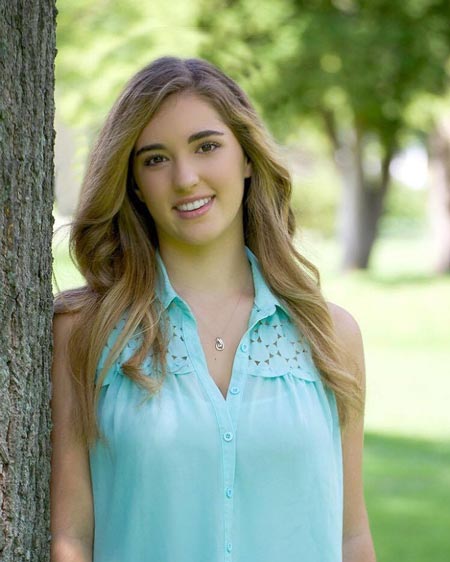 Taylor Green is a May 2017 Business Administration A.S. graduate who transferred to LeMoyne for an Accounting degree.